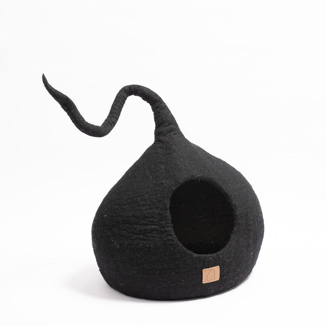 Night Black | Tail Style Cave from Fuzzy Cove