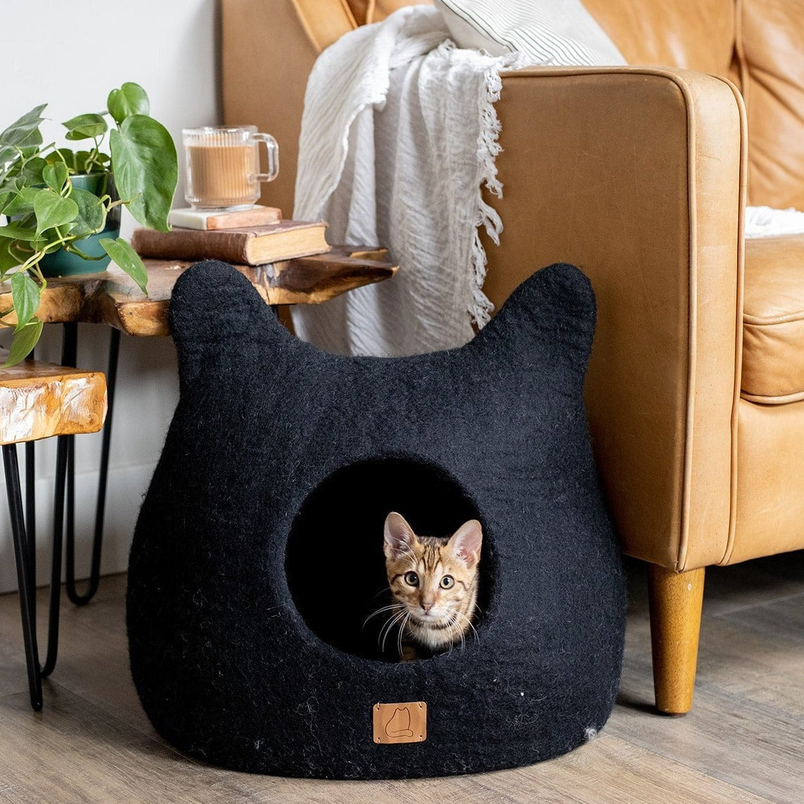 Night Black | Ear Style Cave from Fuzzy Cove