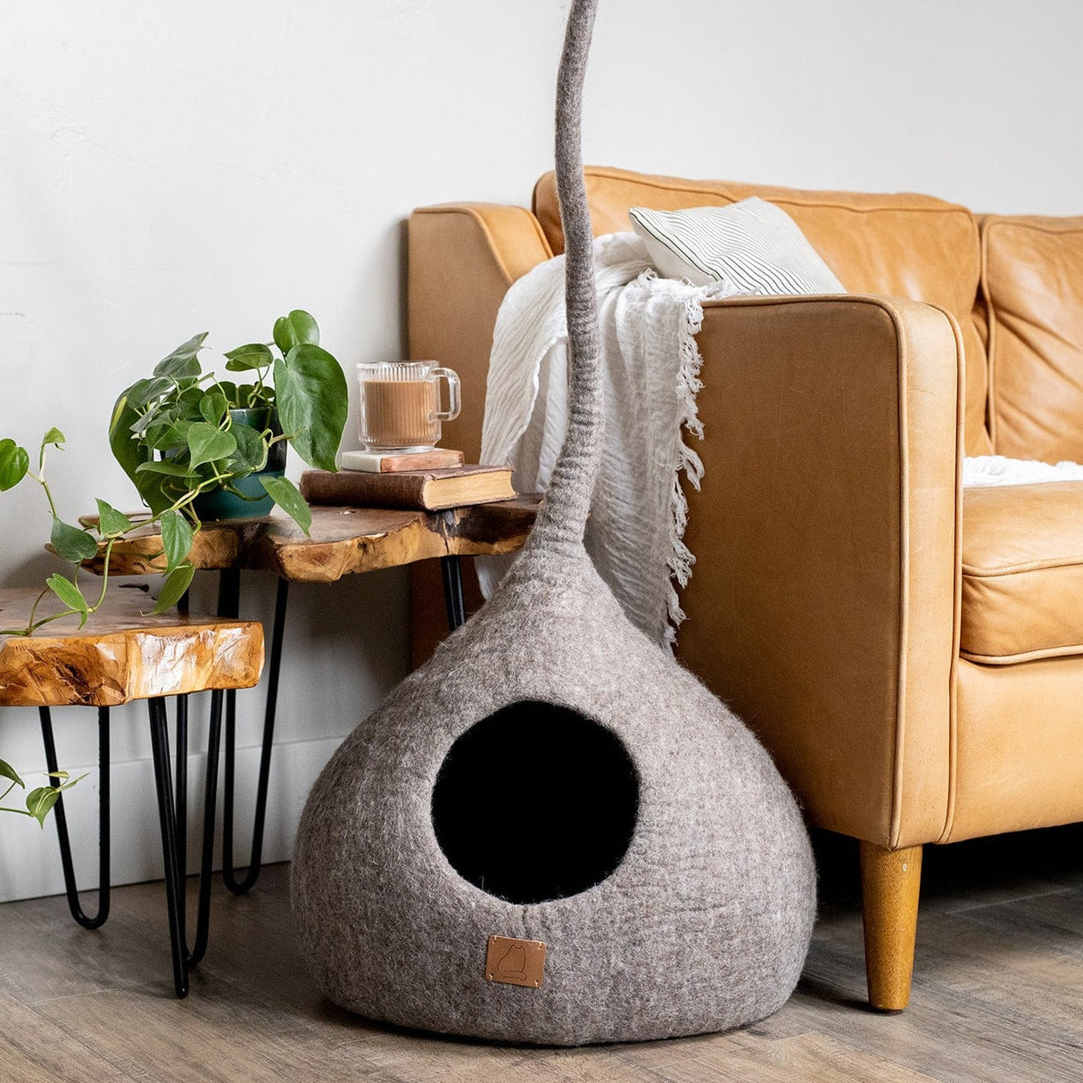 Earth Brown | Tail Style Cave from Fuzzy Cove