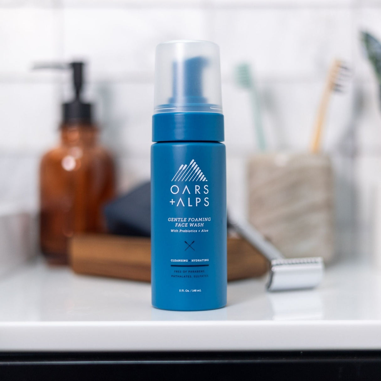 Gentle Foaming Face Wash From Oars + Alps