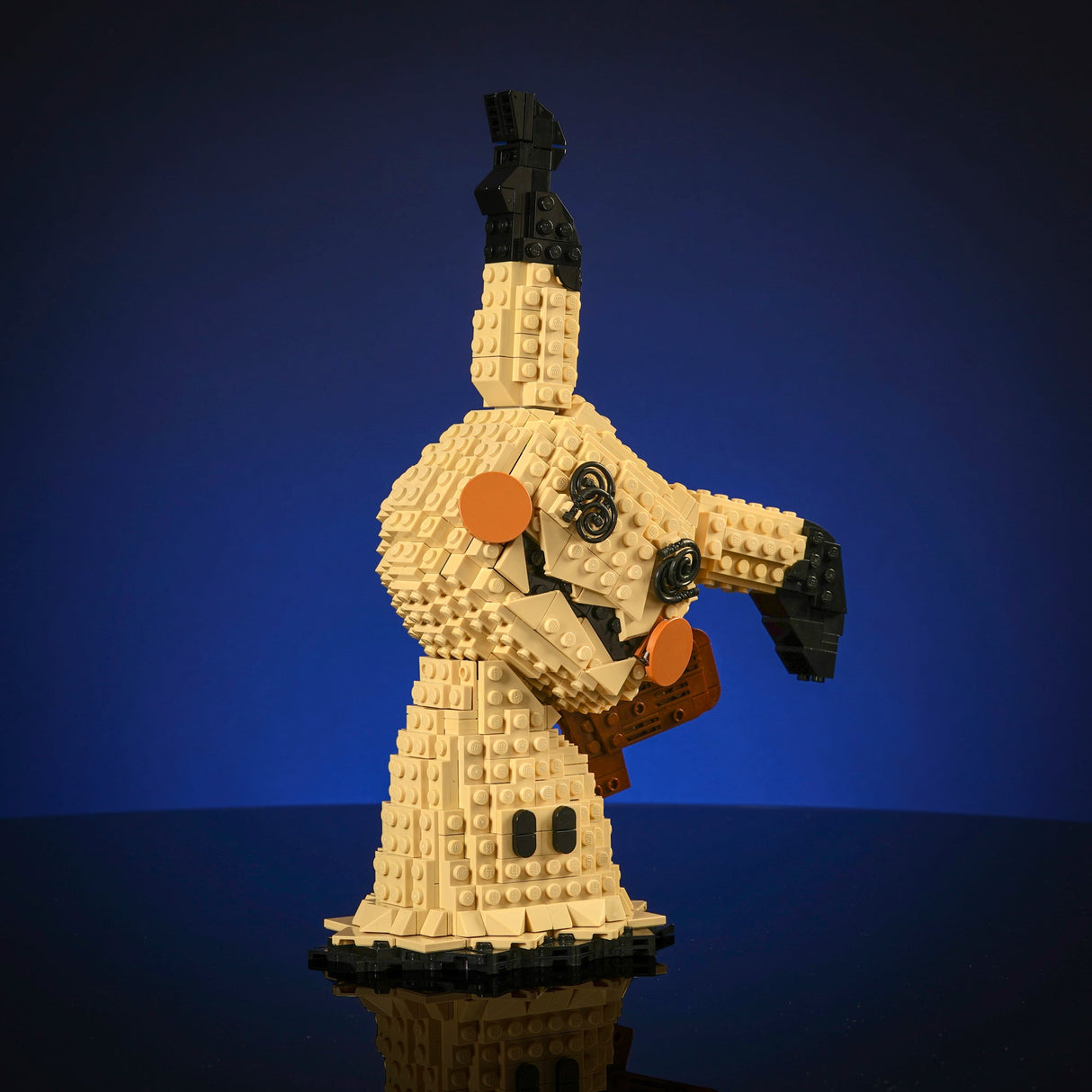 Life-Sized Ghostly Mimic from Bricker Builds