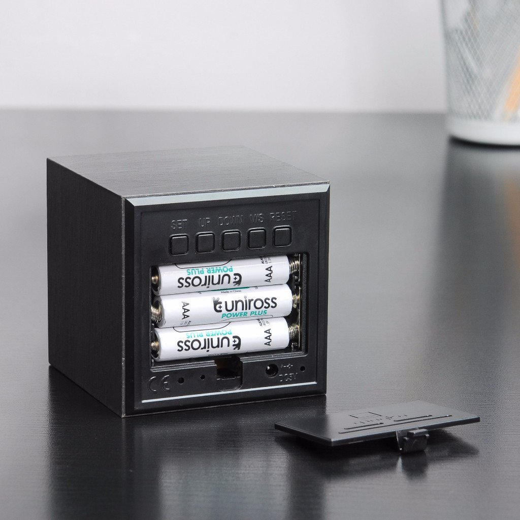 kutia Cube Click Clock from Uber Appliance