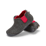 Brumby - Men's - Charcoal & Red From Gumbies USA