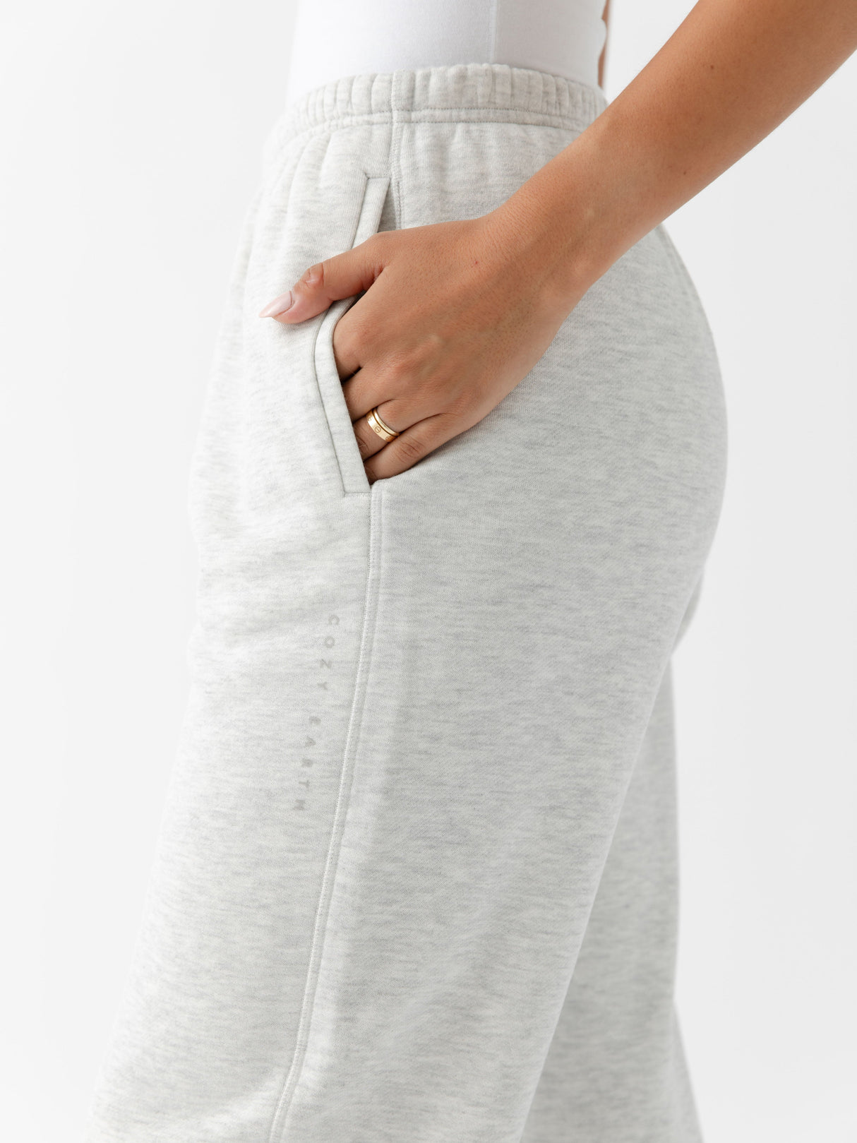 Women's CityScape Crewneck & Sweatpant Set from Cozy Earth