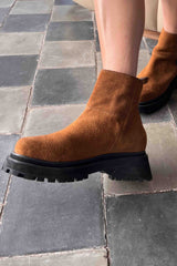 Hidro Ankle Boots From Rotunda
