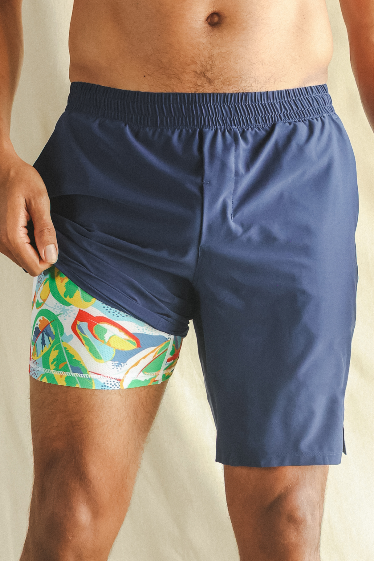 The Hot in Havana | Tropical Navy Ball Hammock® 9 Inch Athletic Shorts from Shinesty