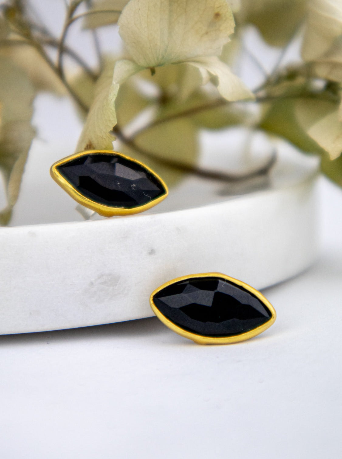 Mila Leaf Earrings - Gold from Ash & Rose