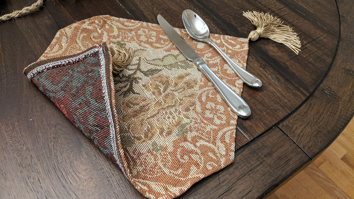 DaDa Bedding Set of 4-Pieces Nature Garden Floral Roses Tapestry Table Dining Cloth Runner Set - 13" x 17" (10072) from DaDalogy Bedding Collection