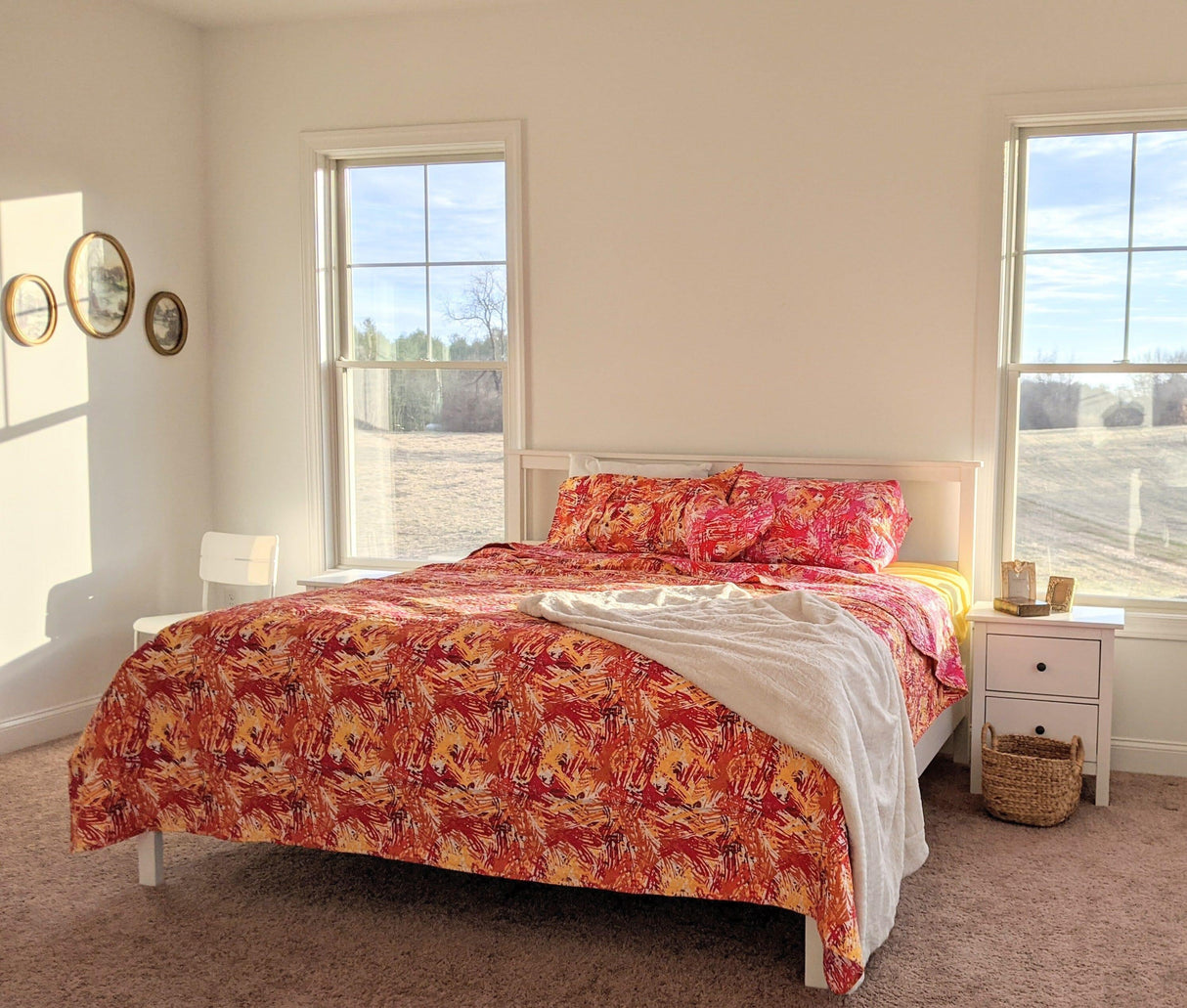DaDa Bedding Lovely Pop of Colors Lightweight Reversible Quilted Bedspread Set (KBJ1625) from DaDalogy Bedding Collection