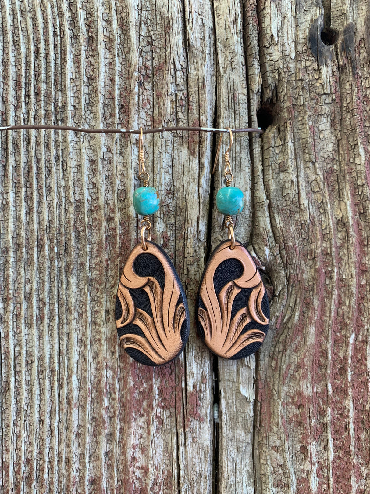 16672 Two Tone Tooled Teardrop w/Turq Earrings