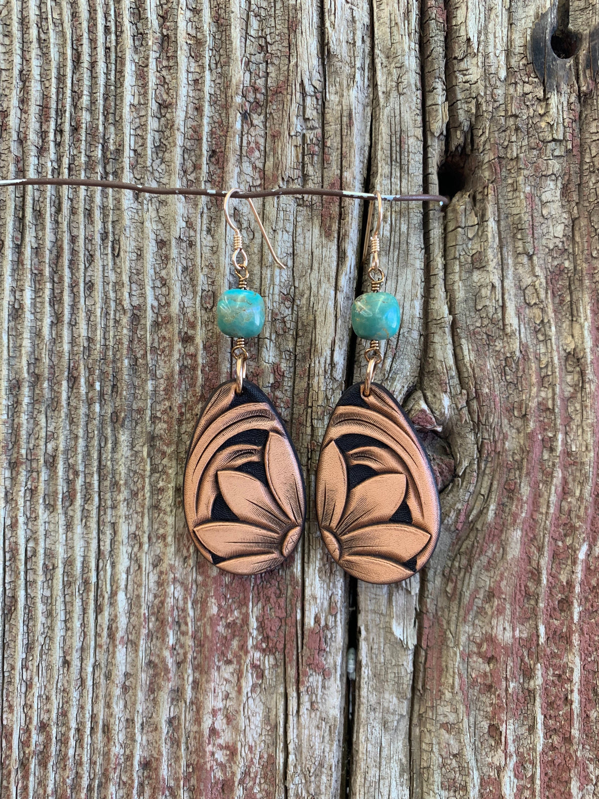 16672 Two Tone Tooled Teardrop w/Turq Earrings