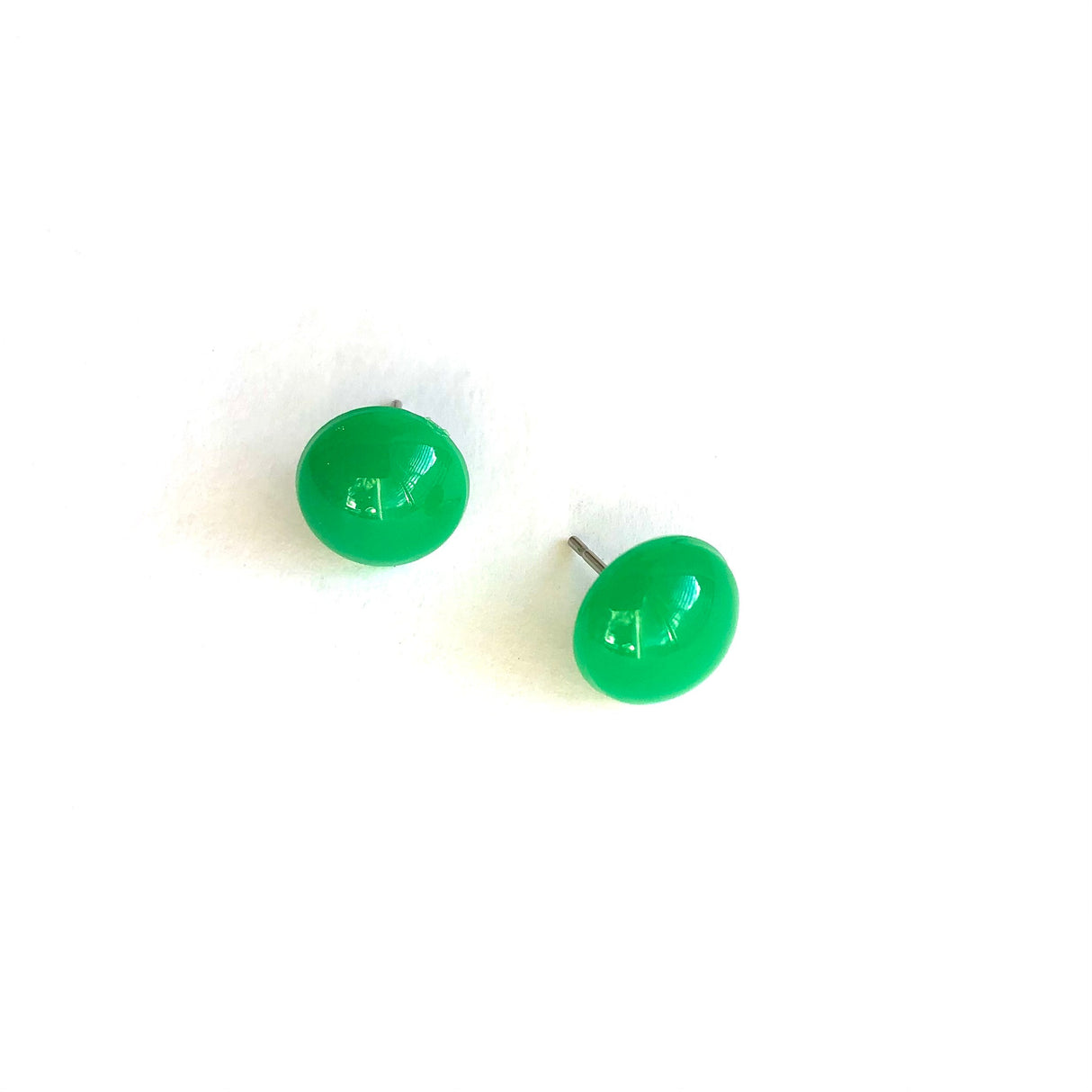 Apple Green Small Retro Button Stud Earrings from Leetie Lovendale