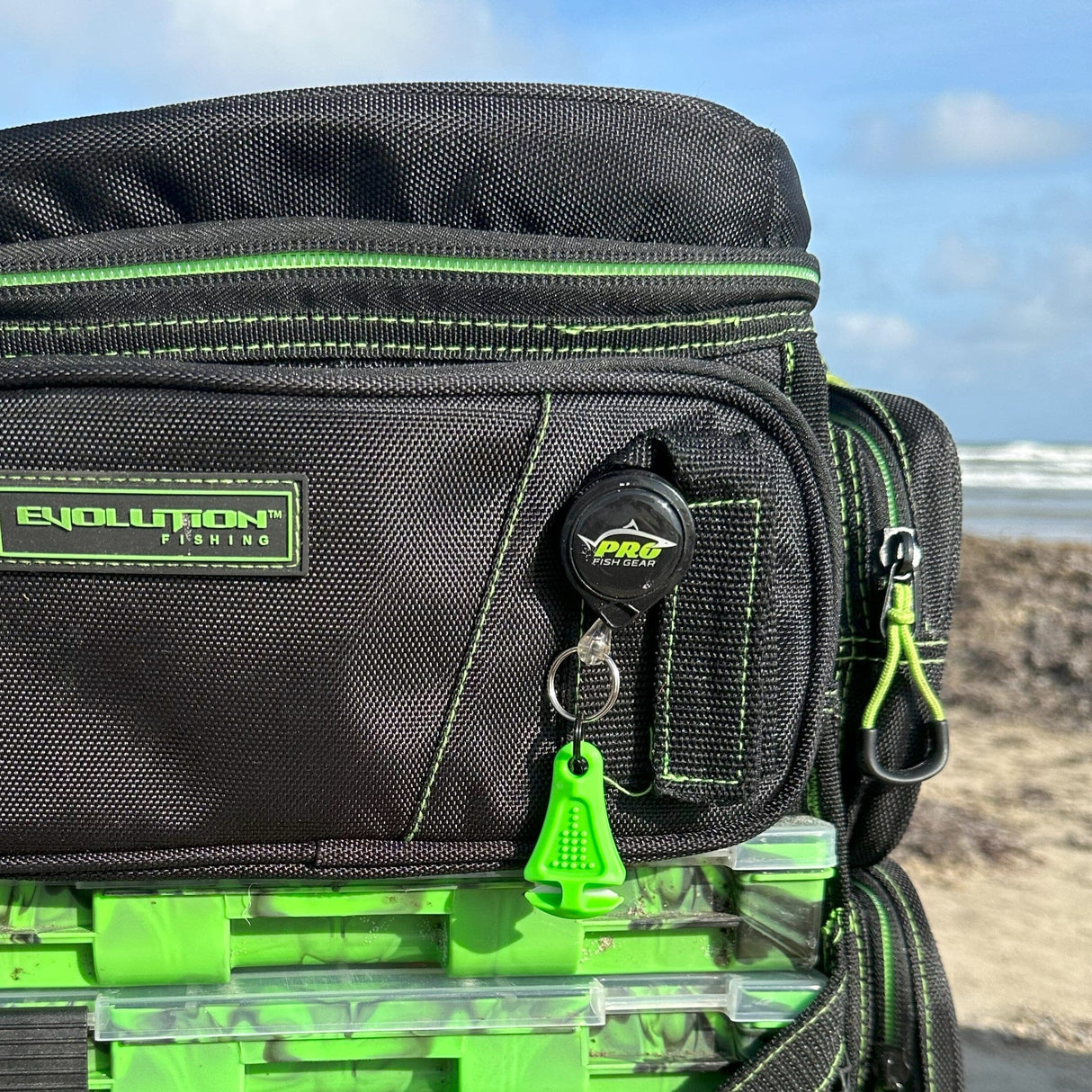 Line Cutterz Ceramic Blade Zipper Pull - Green from Line Cutterz