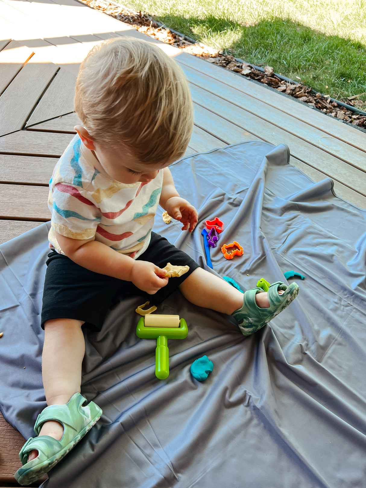 Solid Slate Minimalist Splash Mat - A Waterproof Catch-All for Highchair Spills and More! from BapronBaby