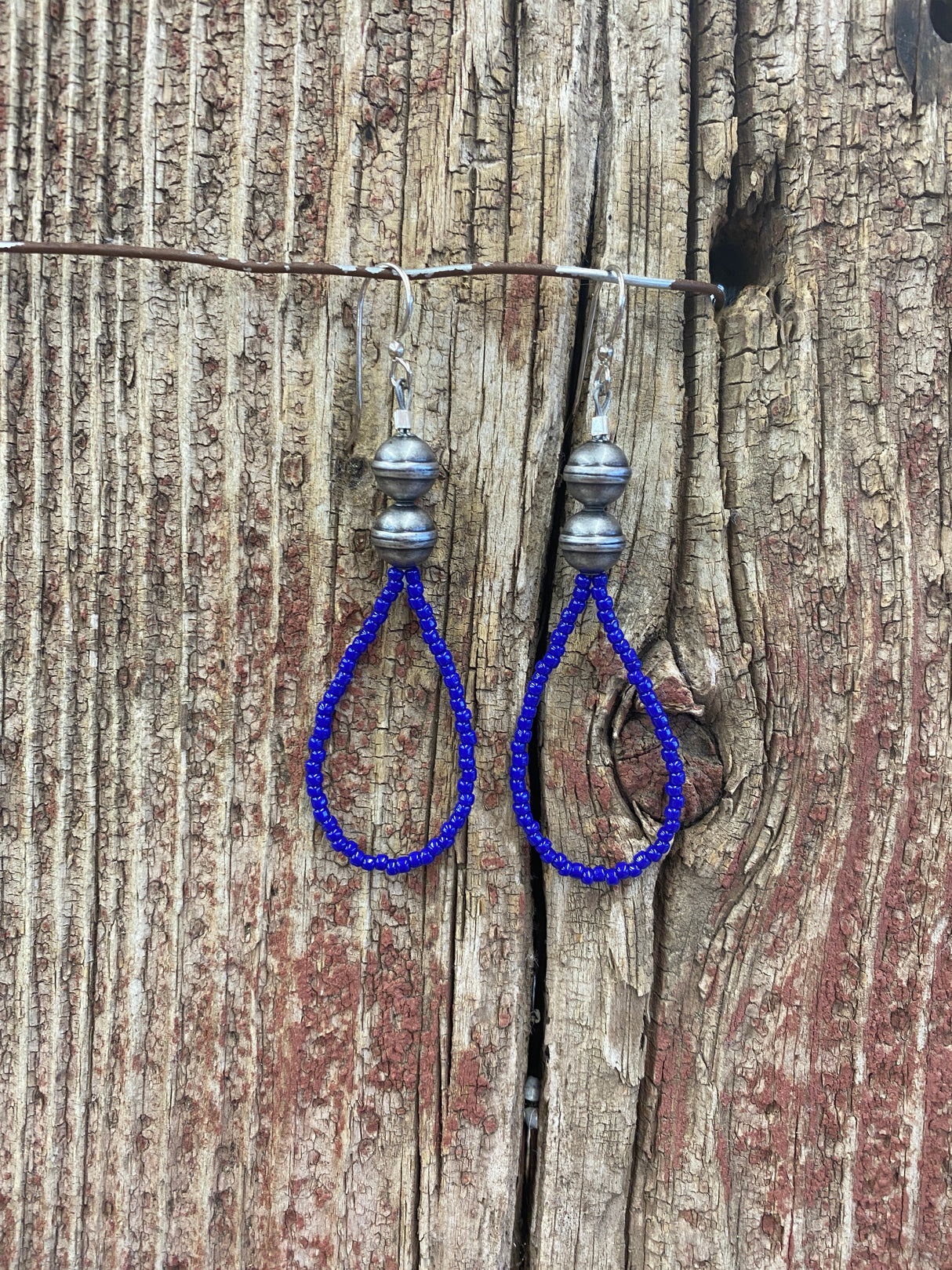 17153 Seed Bead & Silver Bead Teardrop Earrings