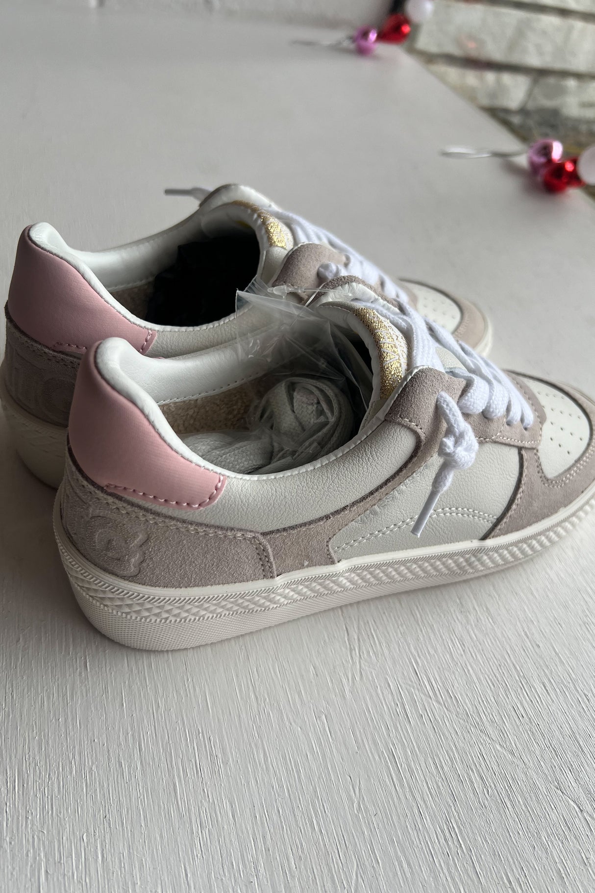 VINTAGE HAVANA | FAST 7 GREY SUEDE PINK From Tallulah Lou