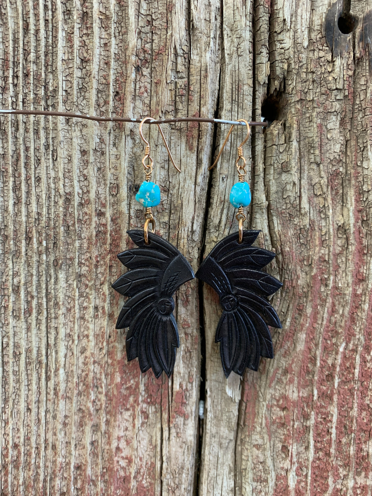 16247 Lthr Headress w/Turq Earring