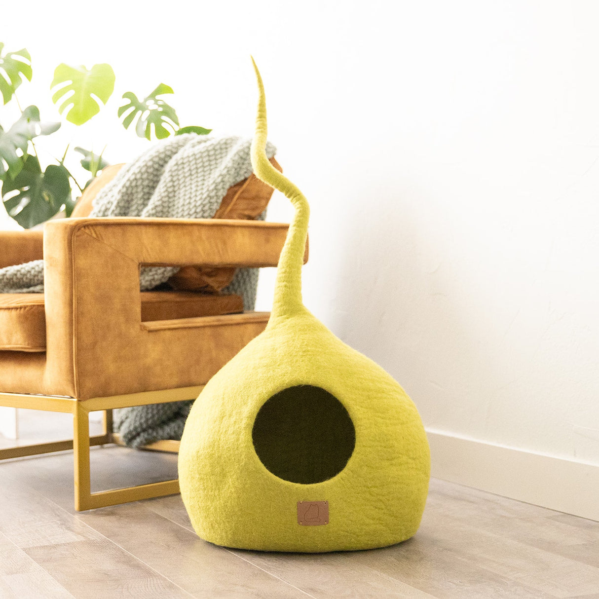 Citrus Green | Tail Style Cave from Fuzzy Cove