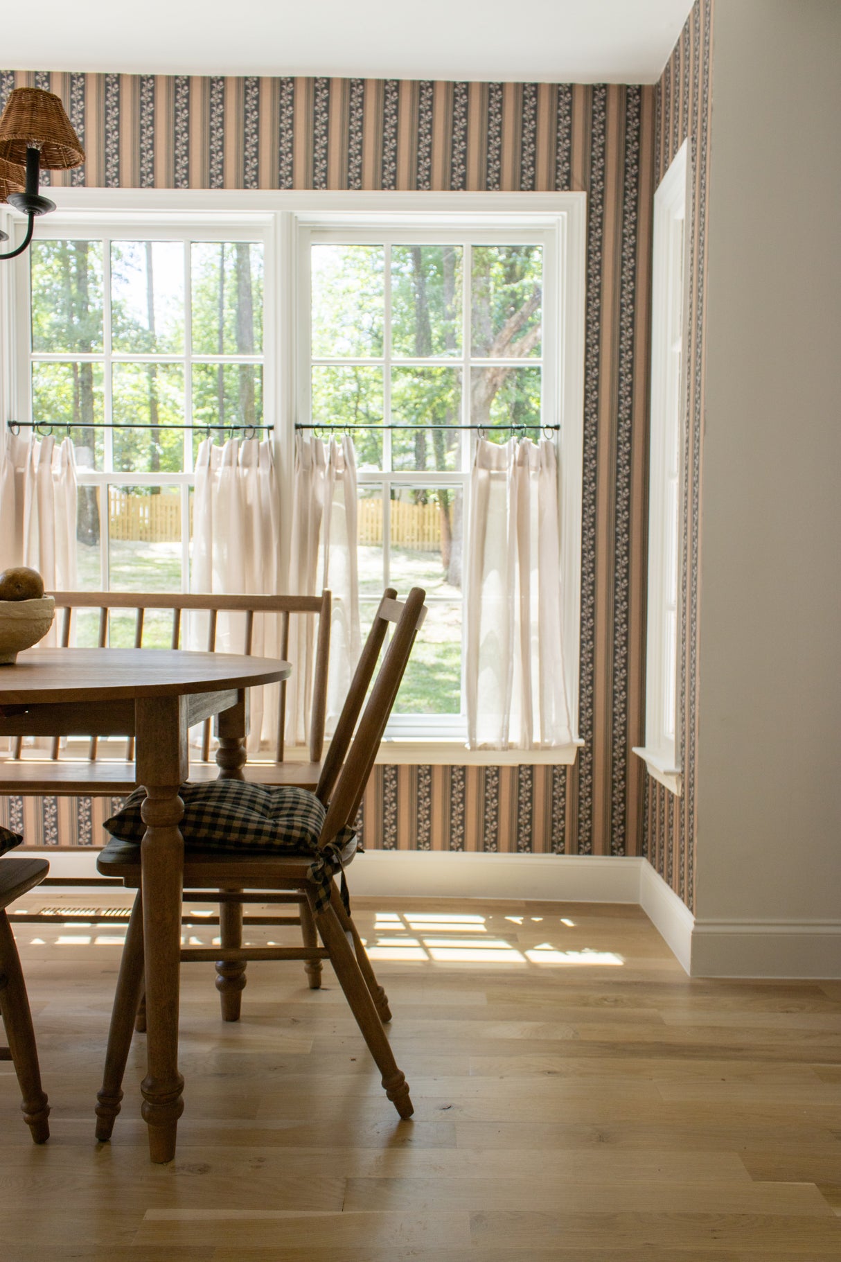 Auggie Wallpaper by Bloomery Decor from Loomwell Home Goods