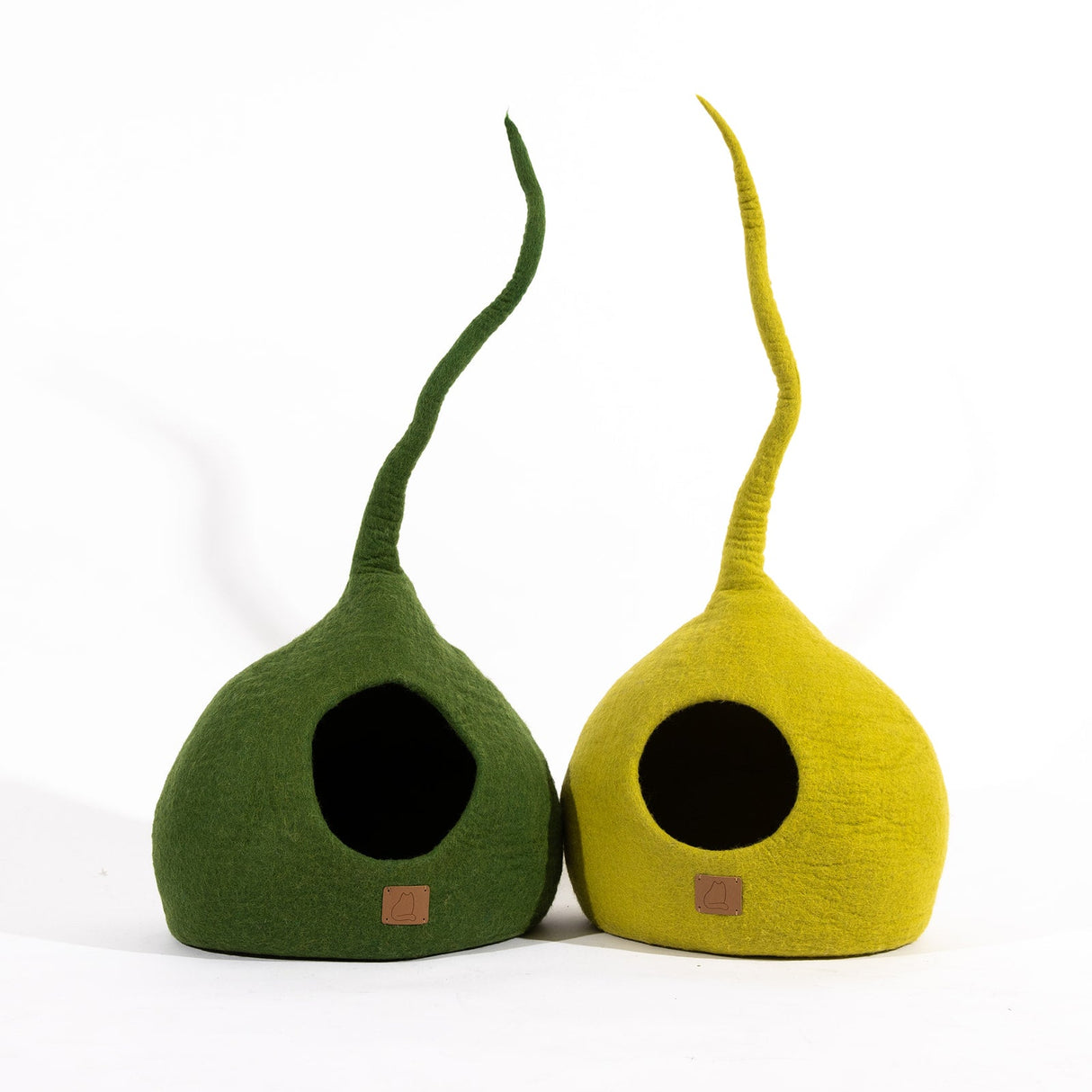 Forest Green | Tail Style Cave from Fuzzy Cove
