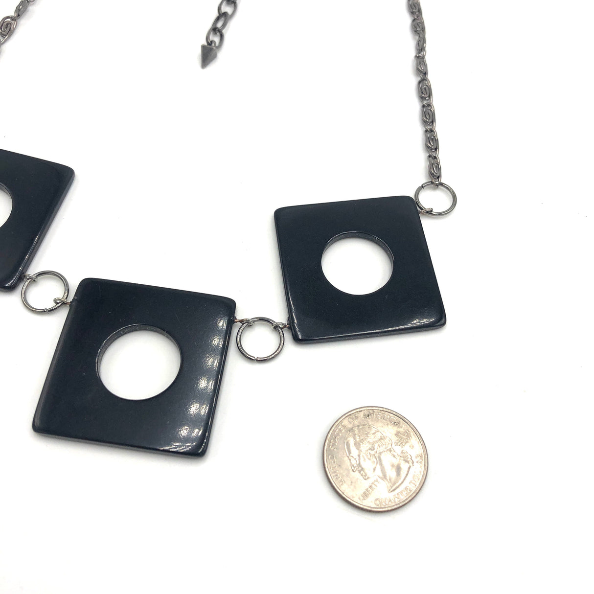 Black & Figaro Chain Necklace from Leetie Lovendale