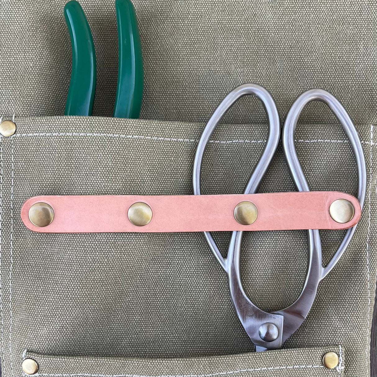 Gardening Apron - Waxed Canvas Apron with Pockets From The Celtic Farm