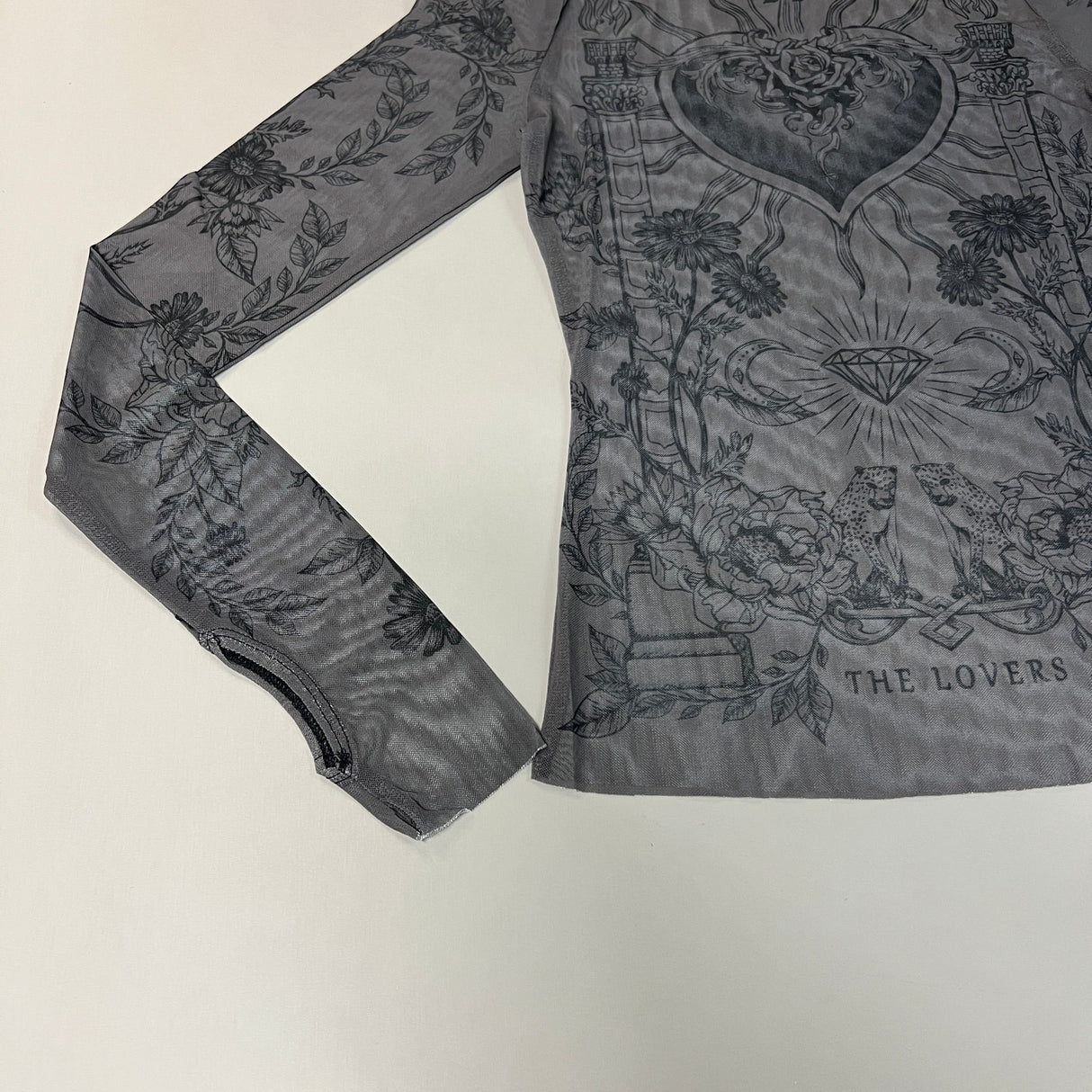 AFRM Zadie Turtleneck Pullover w/Thumb Holes Women's S Noir Tarot Card AET028103AU21 (New) from PayWut