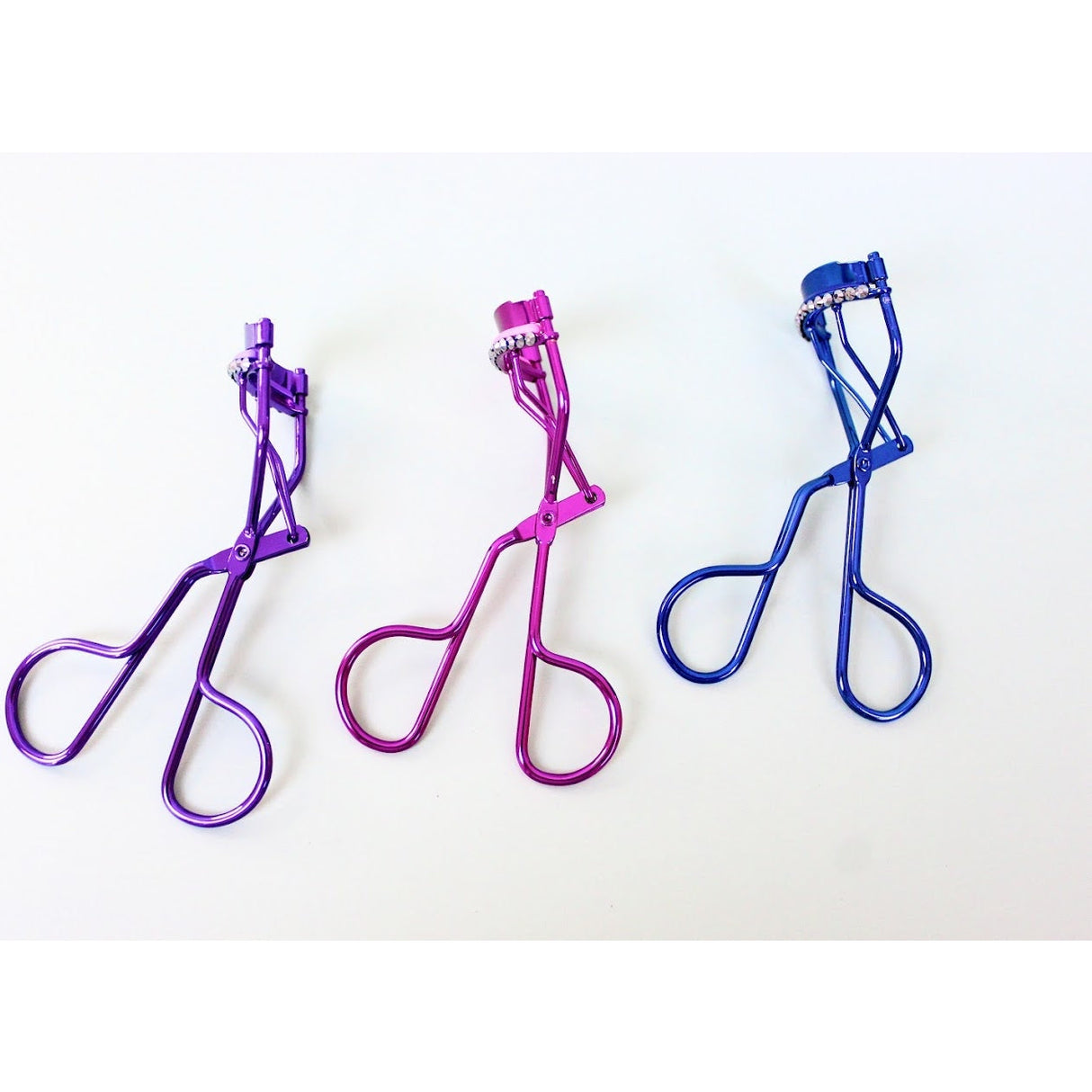 EYELASH CURLER from Prolux Cosmetics