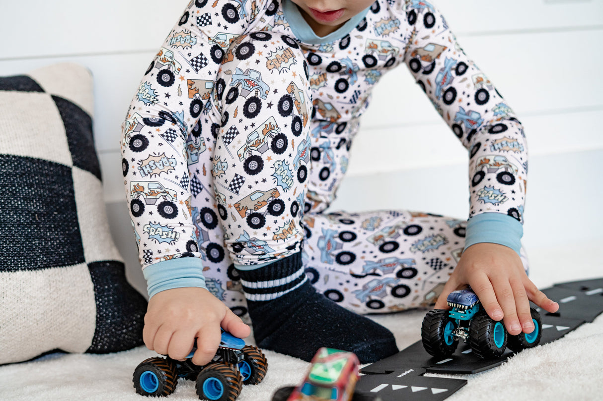 EXCLUSIVE CRASH HARD DREAM SET from DREAM BIG LITTLE CO