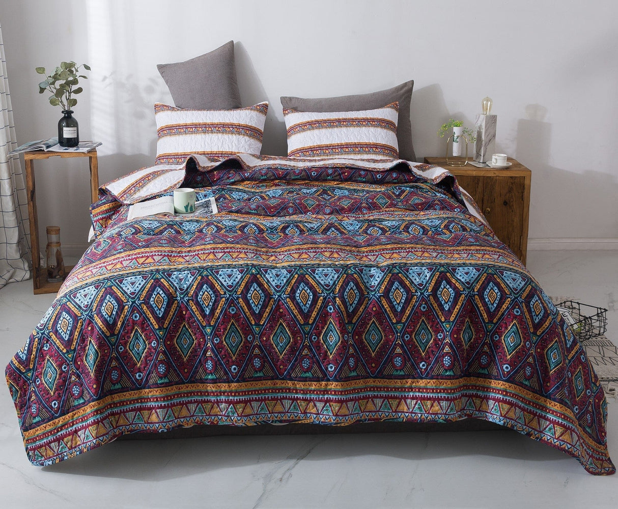 DaDa Bedding Southwestern Aztec Bohemian Desert Tribal Quilted Bedspread Set (KSX-002) from DaDalogy Bedding Collection