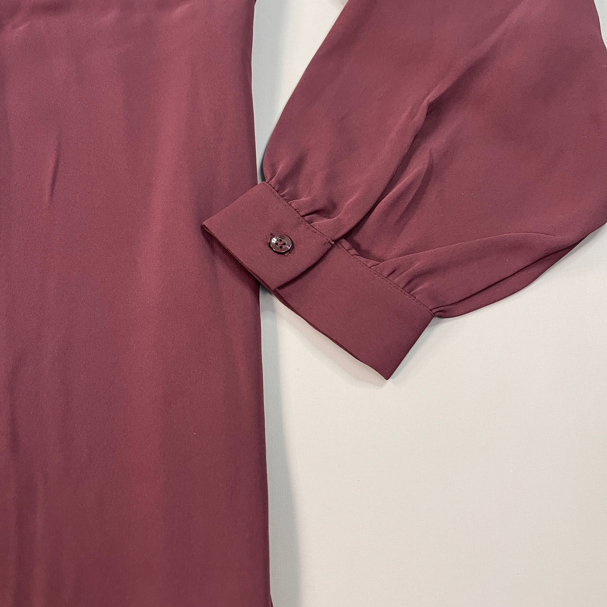 MARTHA STEWART Woven Front Button Blouse Top Tie Neck Women's Sz 1X Chianti (New) from PayWut