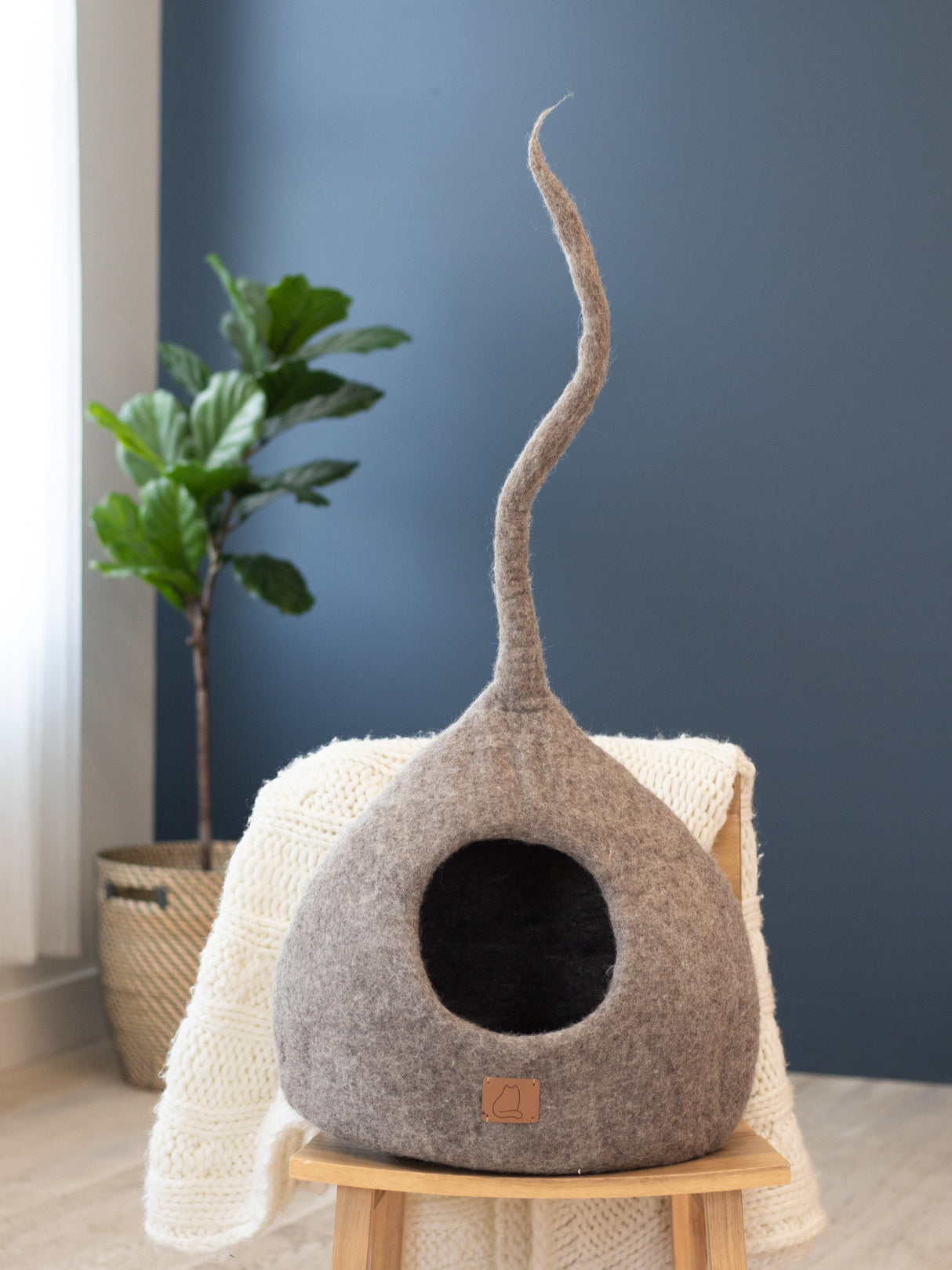 Earth Brown | Tail Style Cave from Fuzzy Cove