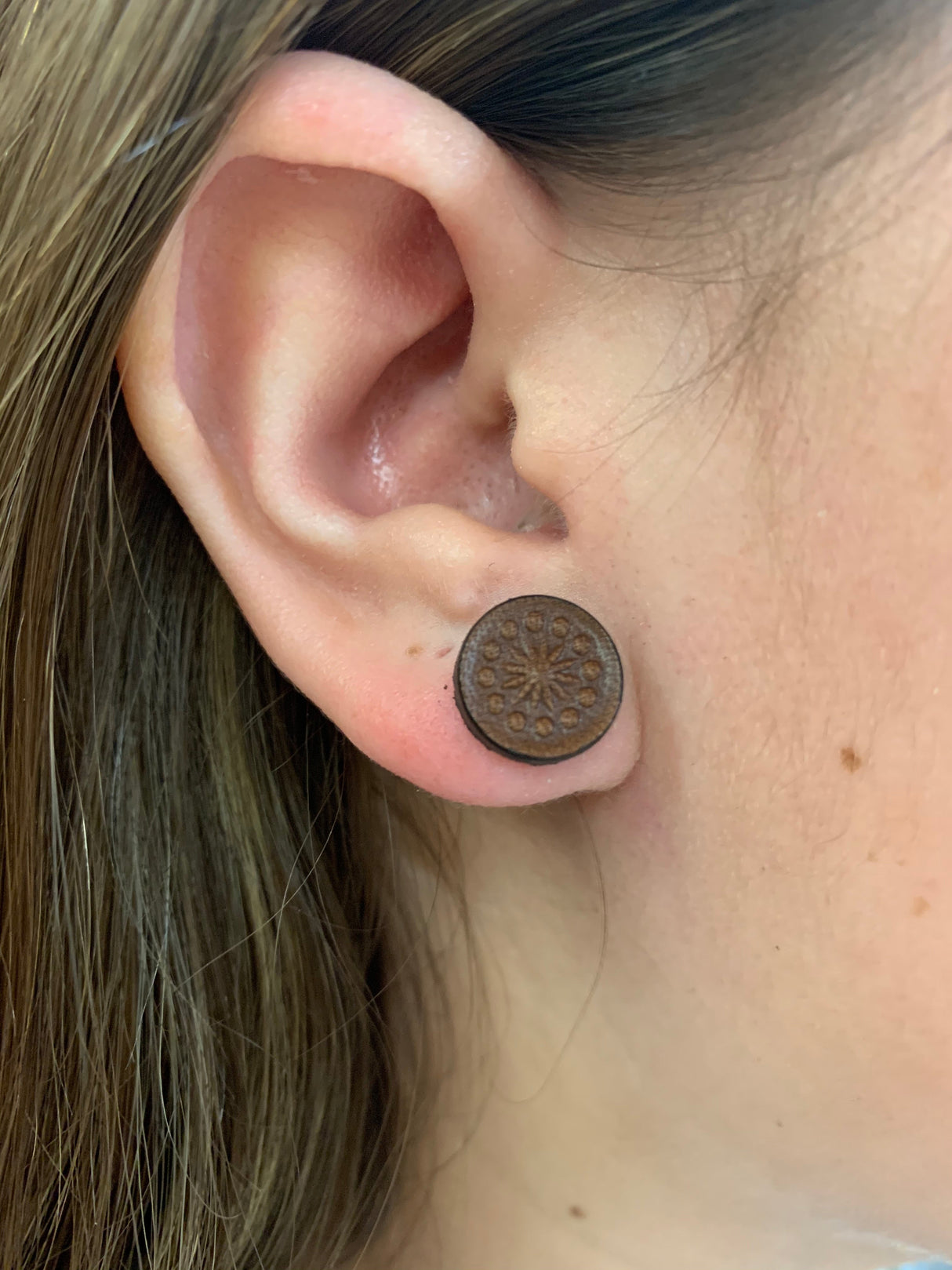 15811 Leather Stud Earrings