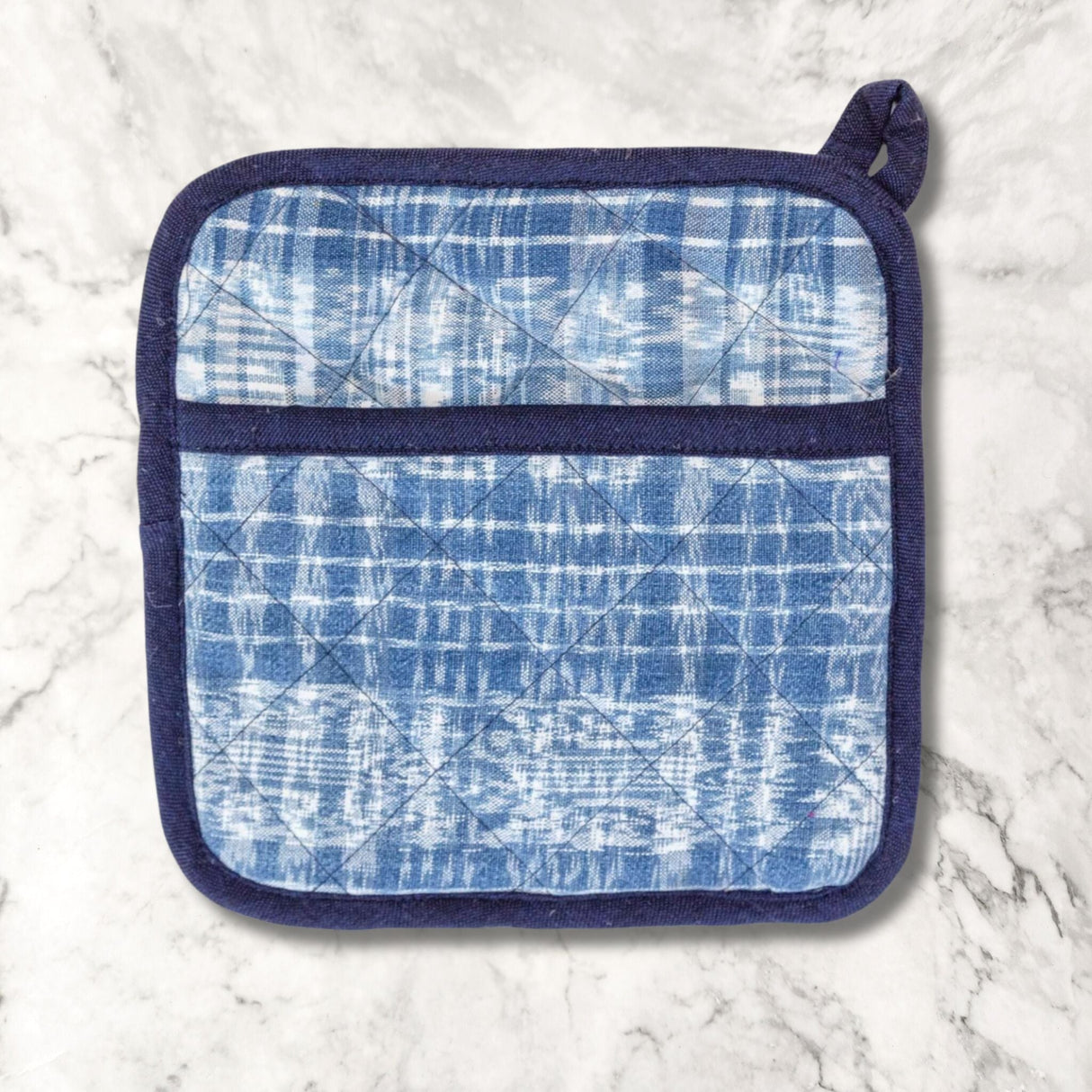 Corte Pocket Pot Holder from Upavim Crafts