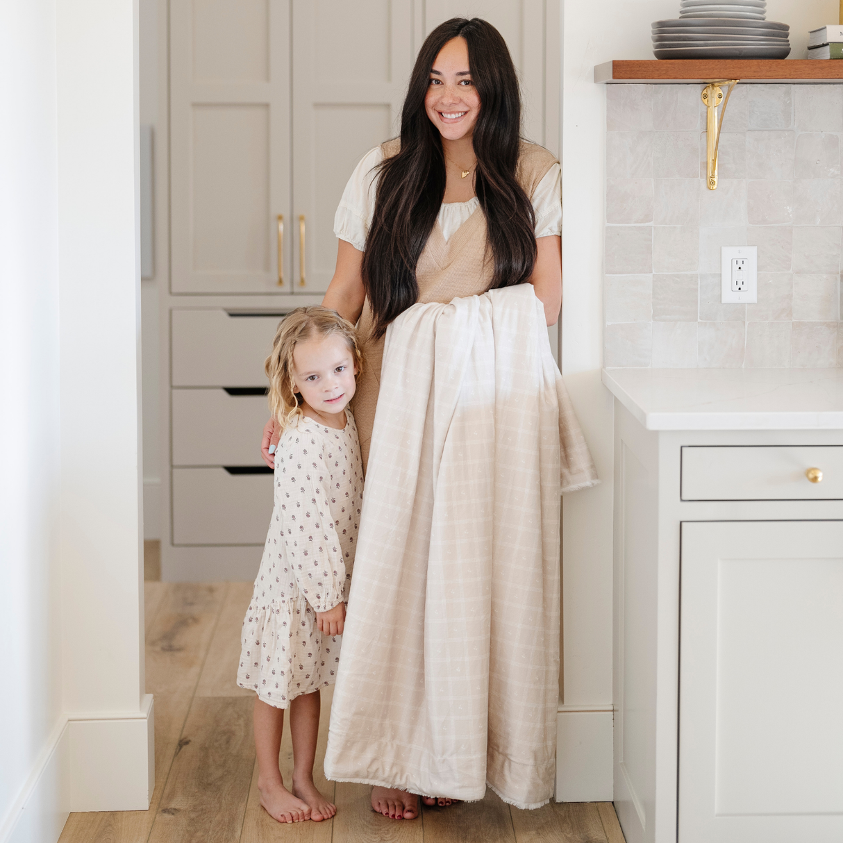 MINKY/LUSH XL BLANKETS From Saranoni