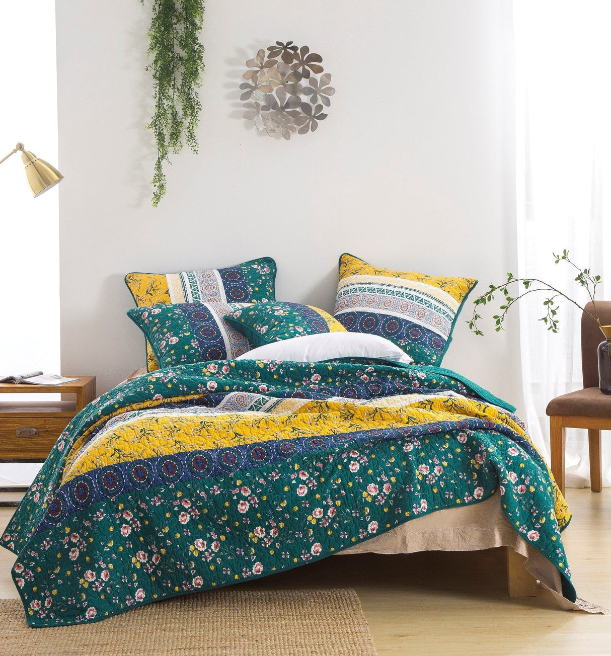 DaDa Bedding Bohemian Patchwork Bed of Wild Flowers Floral Gardenia Green Bedspread Set (JHW-886) from DaDalogy Bedding Collection