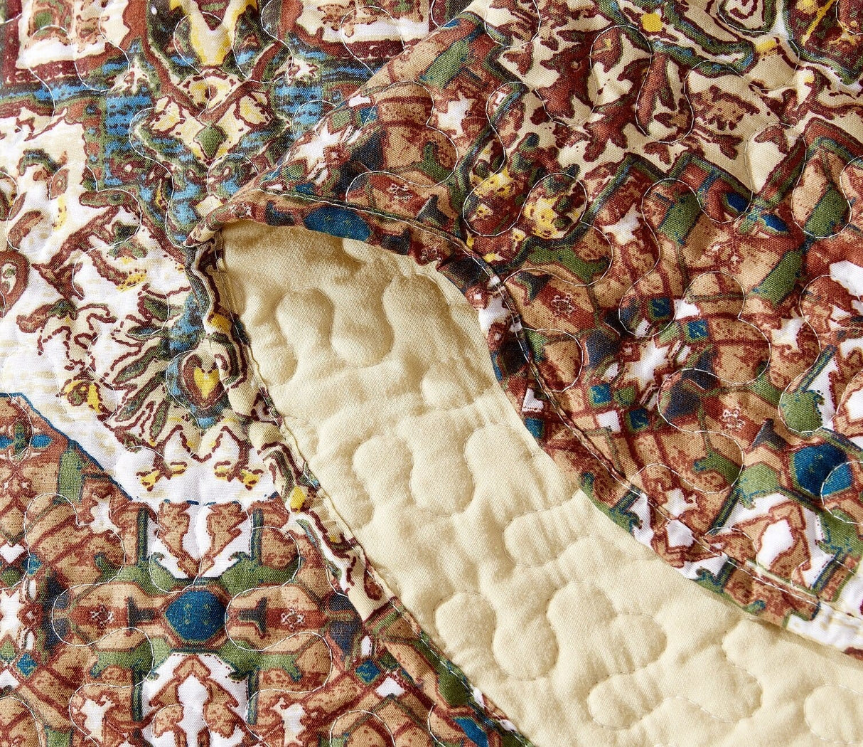 DaDa Bedding Rustic Earthy Cross Motif Folk Ogee Moroccan Scalloped Quilted Bedspread Set (JHW-944) from DaDalogy Bedding Collection