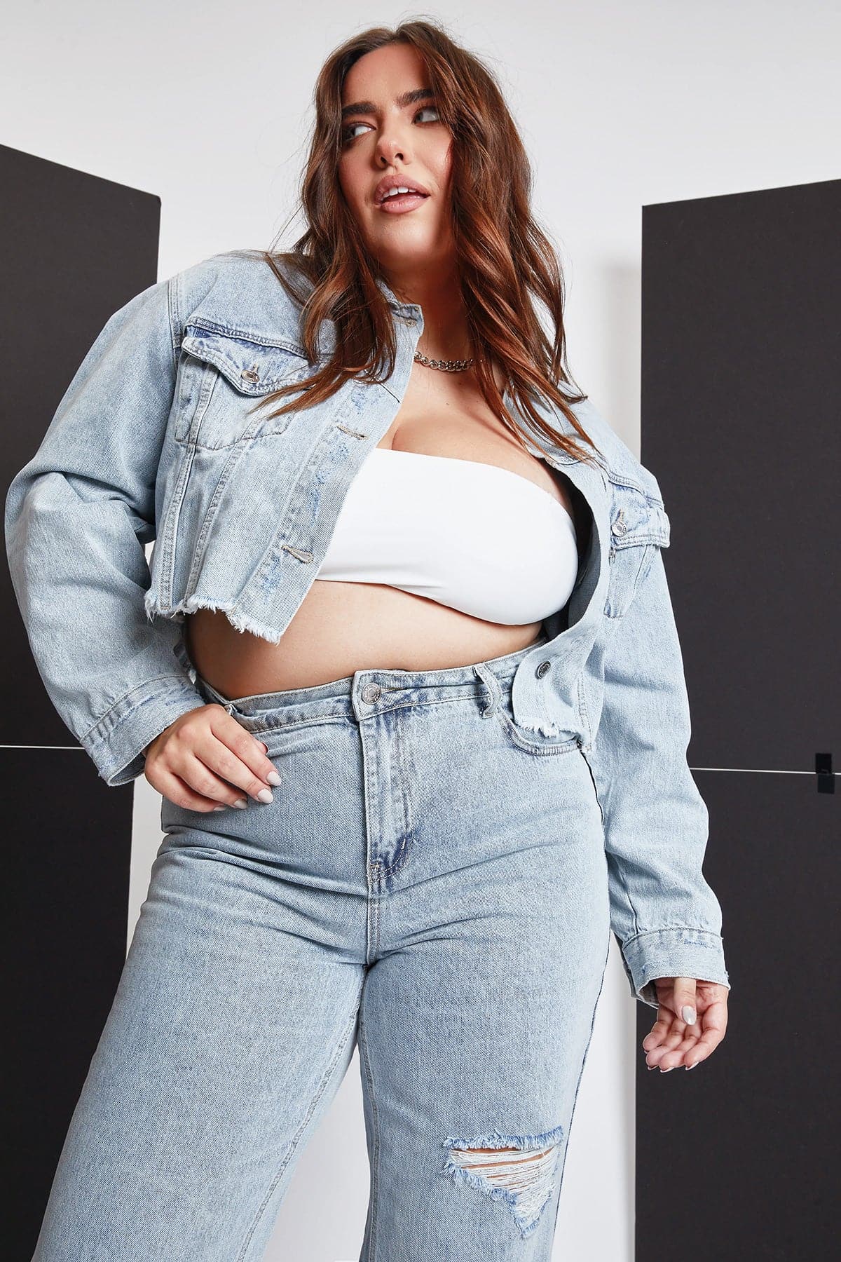 Women's Plus Cropped Denim Jacket Jacket From YMI JEANS