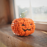 Jack-o-Lantern from Bricker Builds