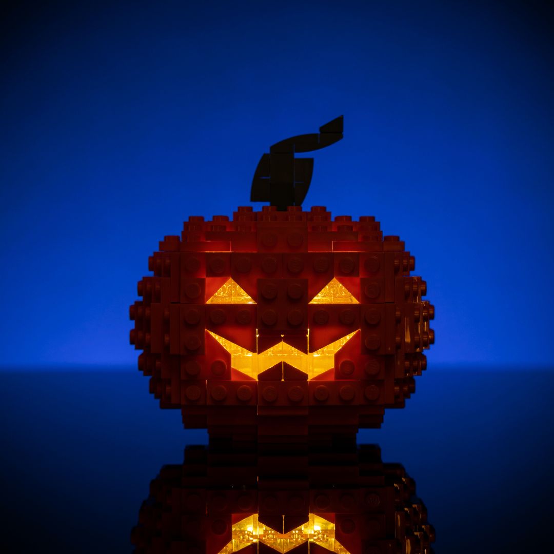Jack-o-Lantern from Bricker Builds