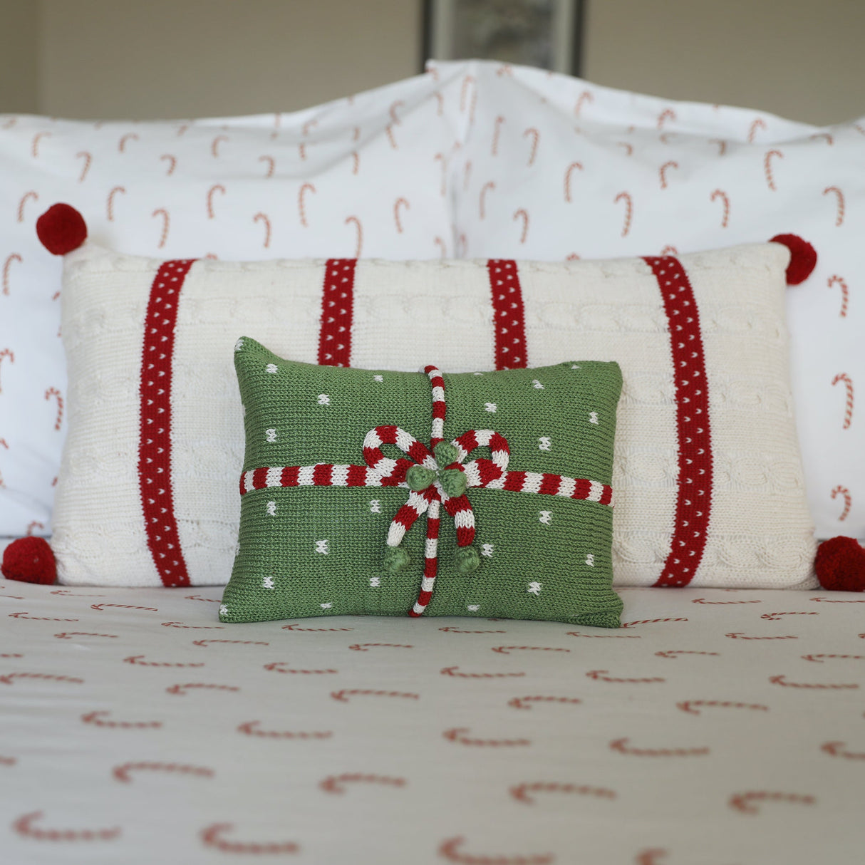 Gift Mini Pillow, Green from Melange Collection