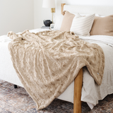 PATTERNED FAUX FUR THROW BLANKETS From Saranoni