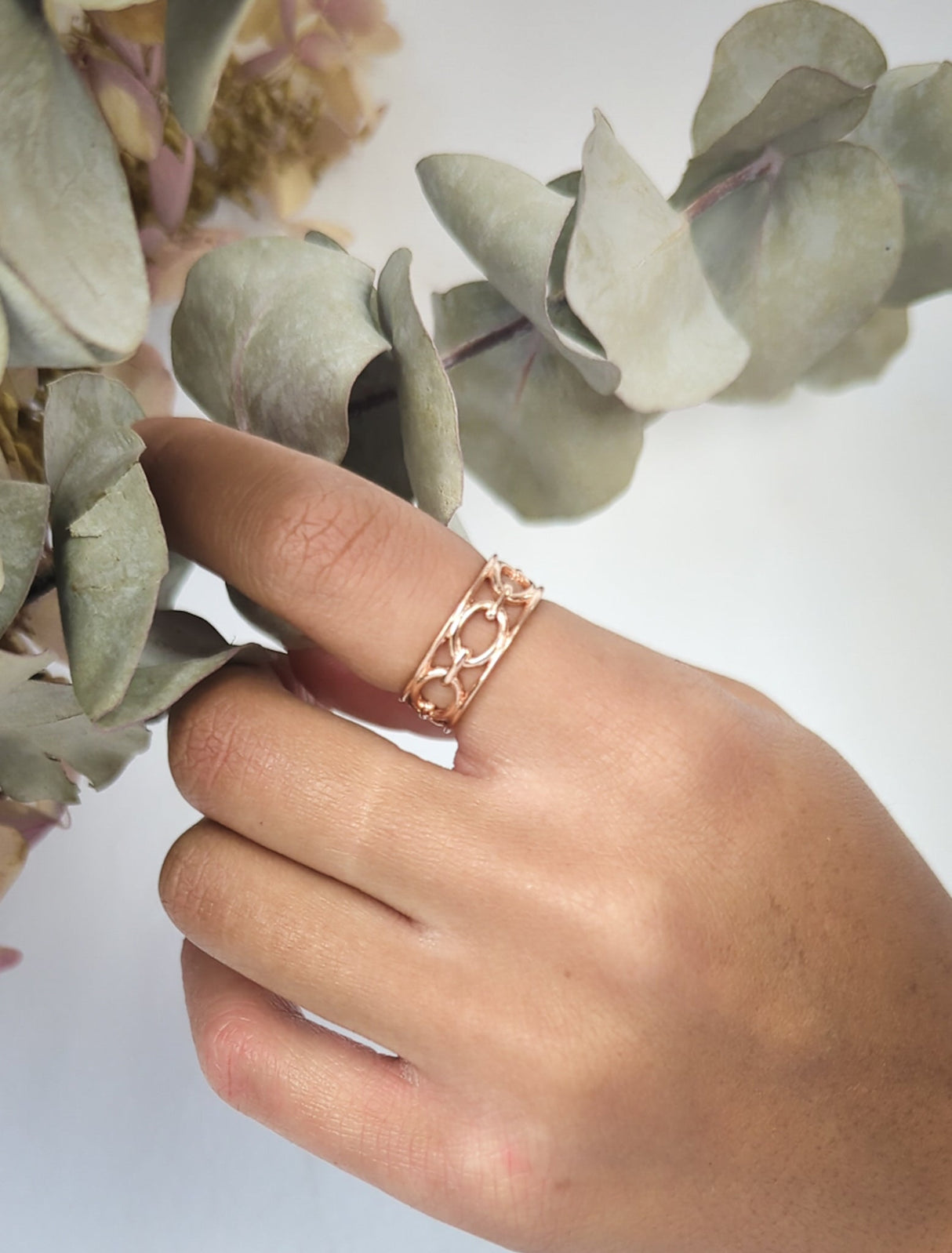Chain Link Band Ring from Ash & Rose