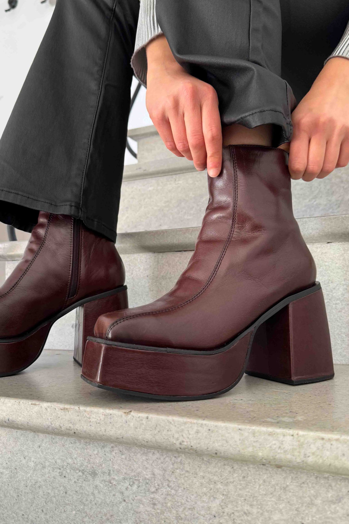 Les Platform Boots From Rotunda