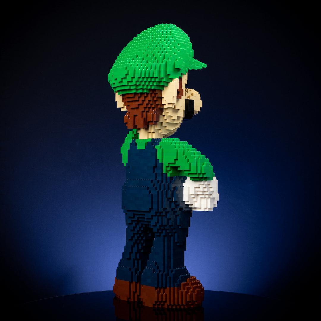 Life-Sized Italian Ghost Hunter from Bricker Builds
