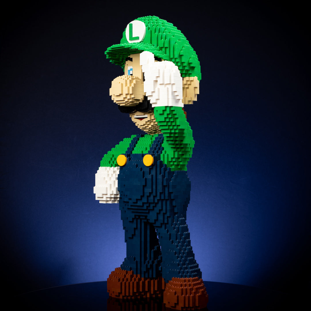 Life-Sized Italian Ghost Hunter from Bricker Builds