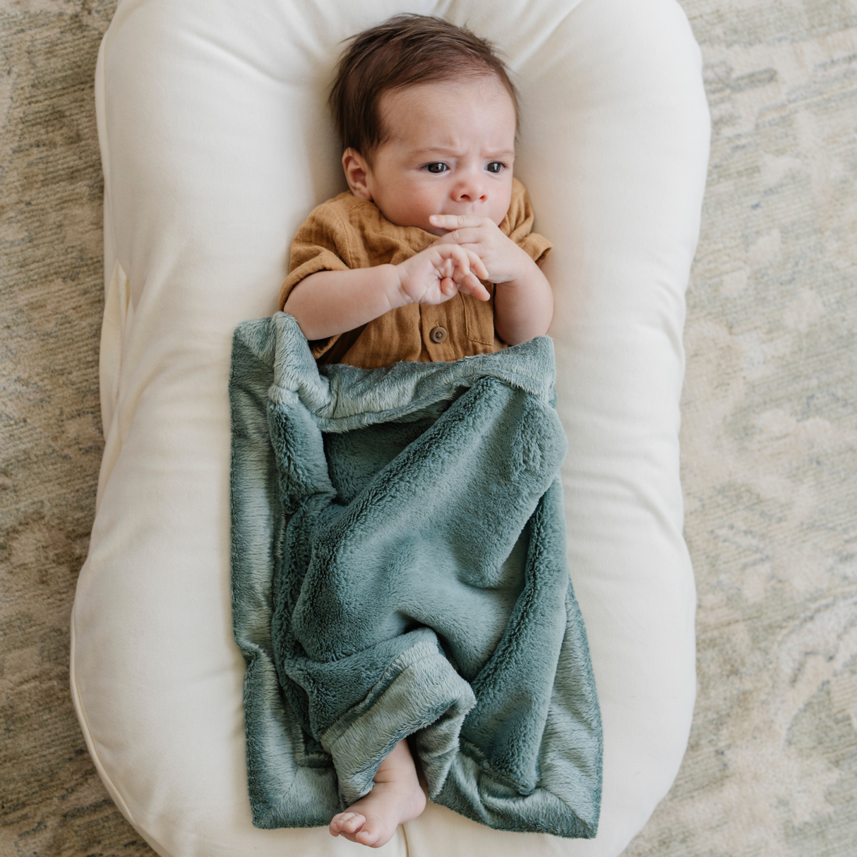 LUSH MINI BLANKETS From Saranoni