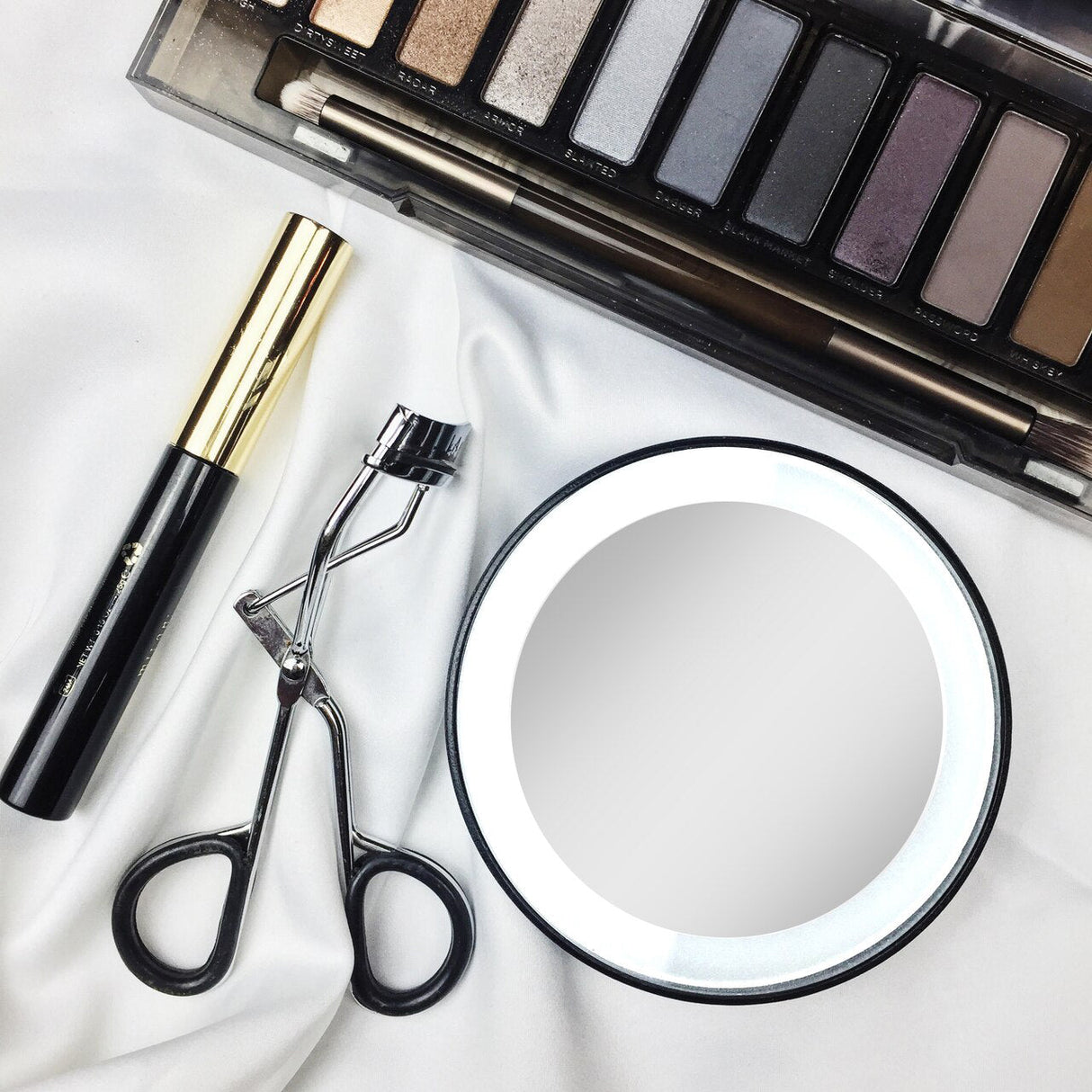 Lighted Compact Mirror with Magnification & Suction Cup from Zadro