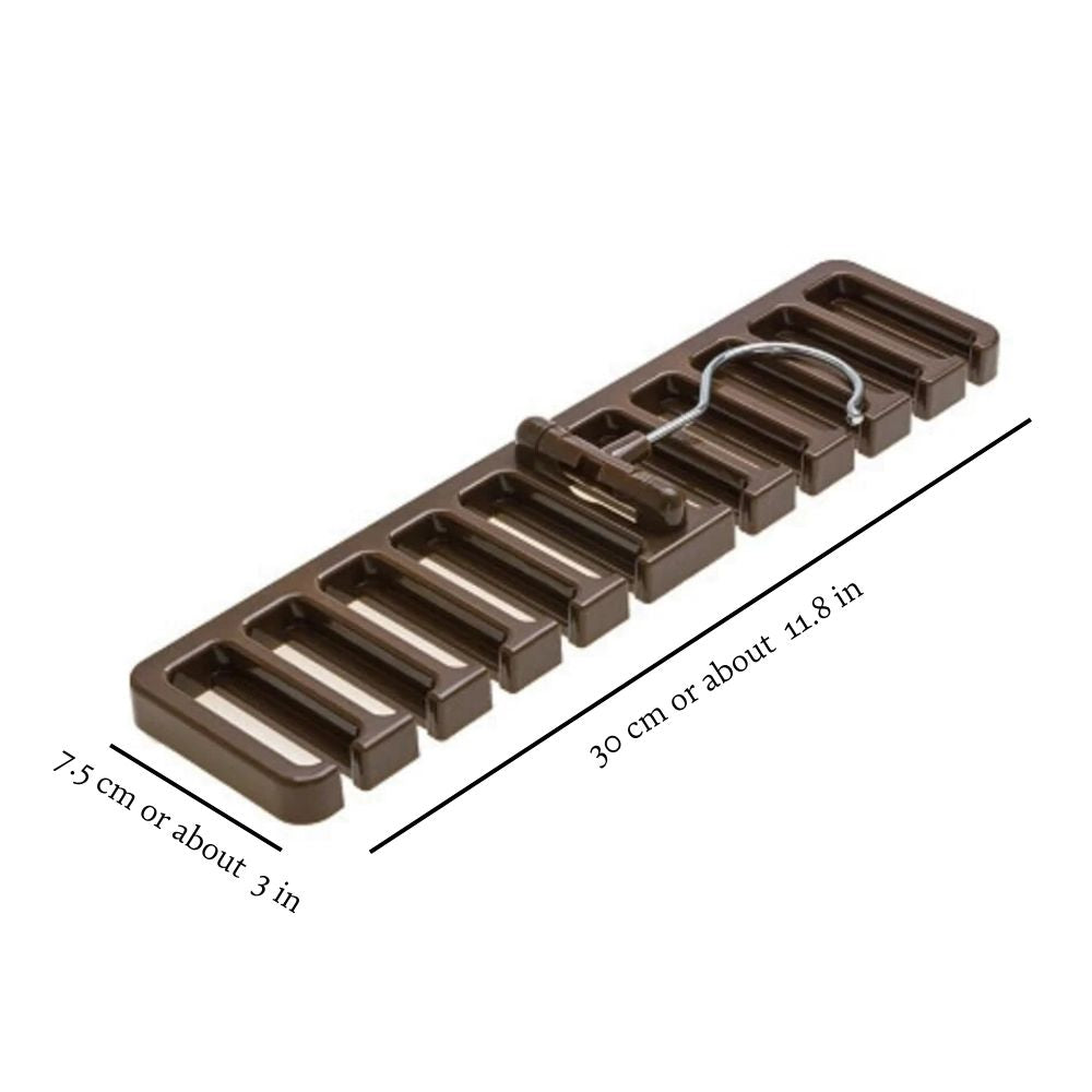 Hanging Belt Organizer from Moderny