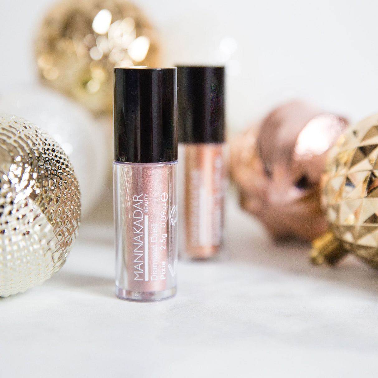 Diamond Dust Roll-On Pigmented Shadow From Manna Kadar Cosmetics